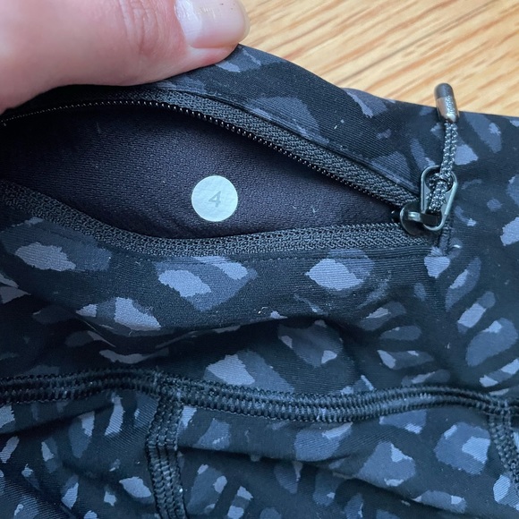 Lululemon Tight Stuff Tight - Rare Pattern! - Picture 4 of 6